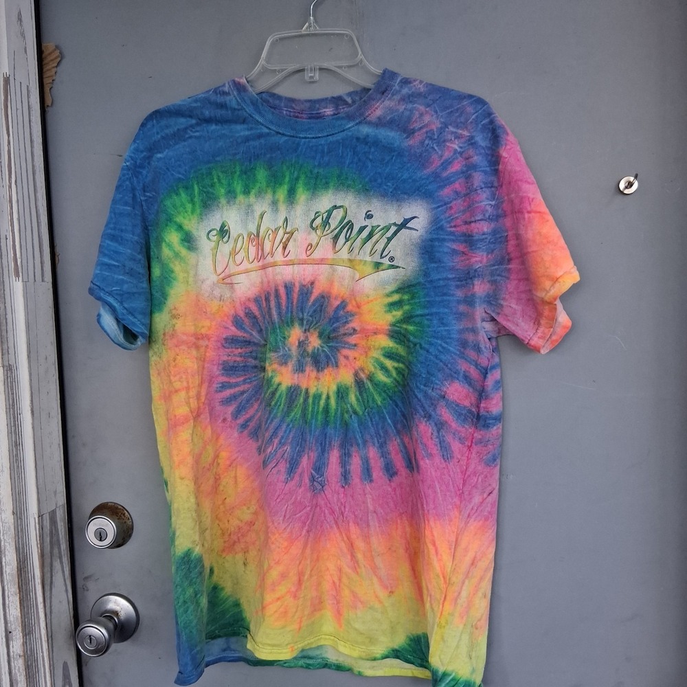 Vintage 90s Y2k Distressed Cedar Point Rainbow Tie Dye T-Shirt‎ M Spellout Fair